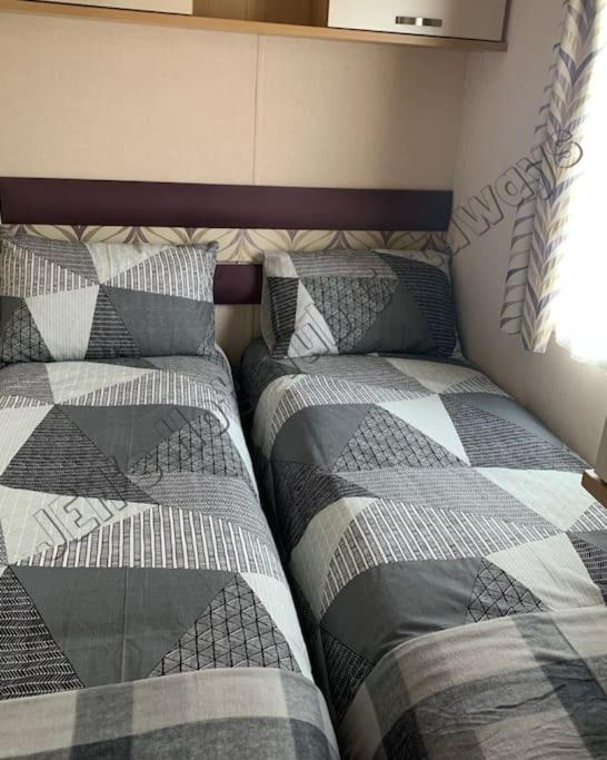 Jems Hot-Tub Getaways 8 Berth At Tattershall Lakes Esterno foto