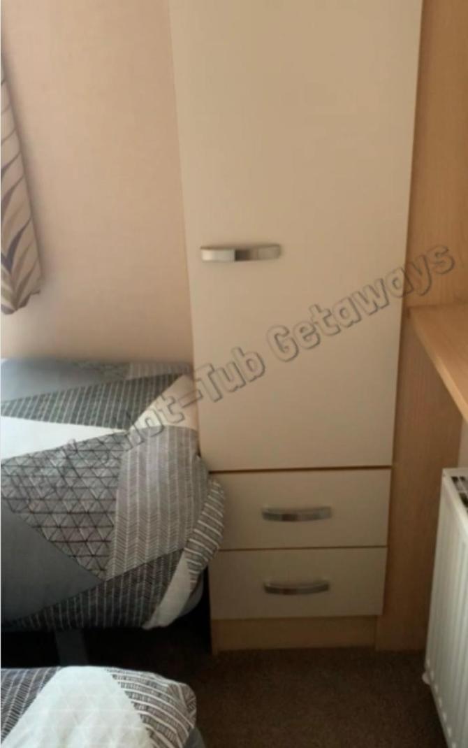 Jems Hot-Tub Getaways 8 Berth At Tattershall Lakes Esterno foto